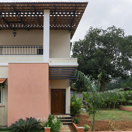 Treebo Laa Gardenia Resort, Nilavoor Lake Yelagiri Esterno foto
