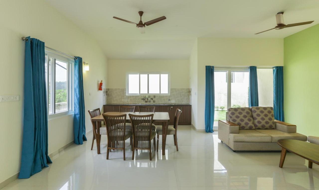 Treebo Laa Gardenia Resort, Nilavoor Lake Yelagiri Esterno foto